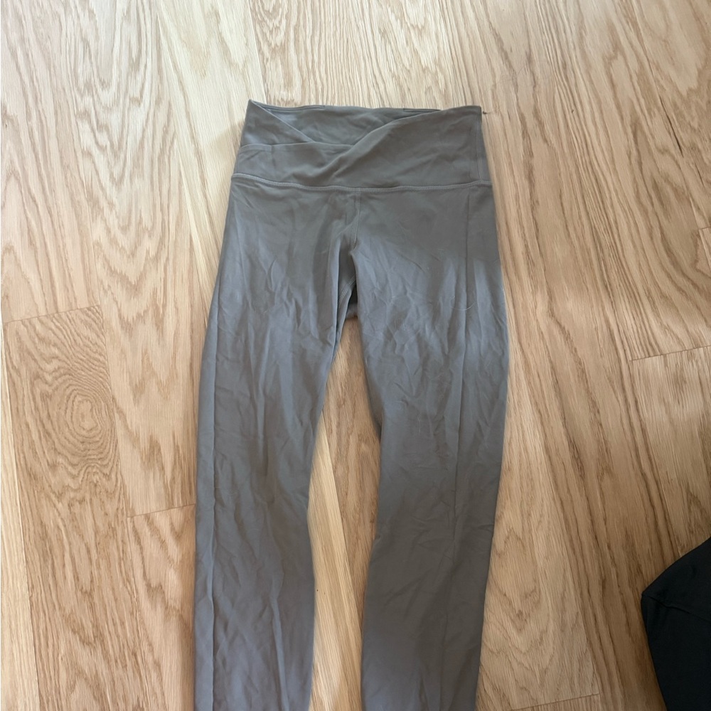 Lululemon Gray Leggings - Picture 3 of 5